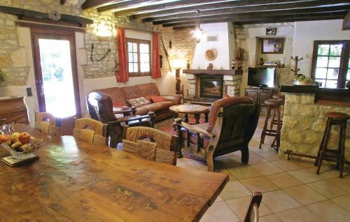 Holiday Home Les Nouelles
