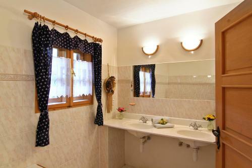 Hostal Penzion Pod Pralesem