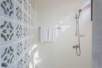 Amatapura Beachfront Villa 12