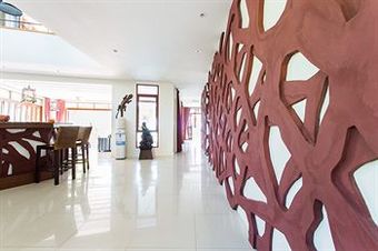 Amatapura Beachfront Villa 12