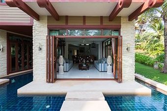 Amatapura Beachfront Villa 12