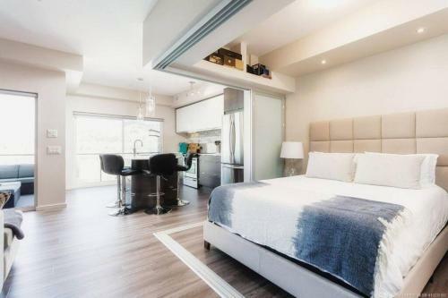 Apartamento The Blue Haven Knox View Kelowna Downtown Condo