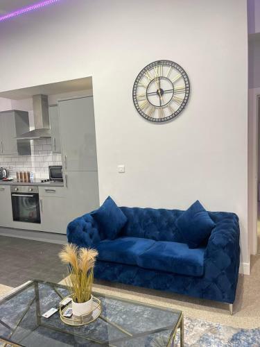 Sapphire Suite By Emerald Apartments