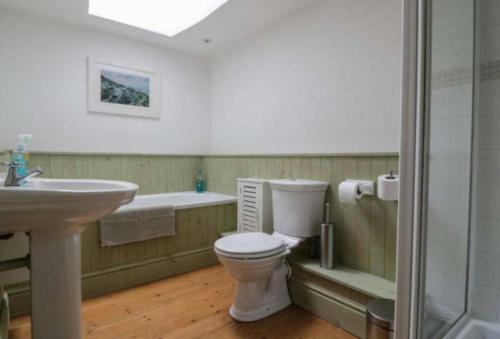 Church Gate Cottage - Bridestowe