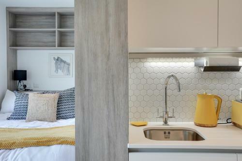 Kings Road Apartments