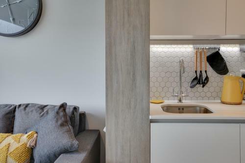 Kings Road Apartments
