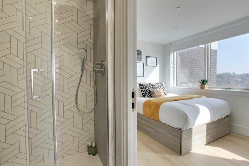 Kings Road Apartments
