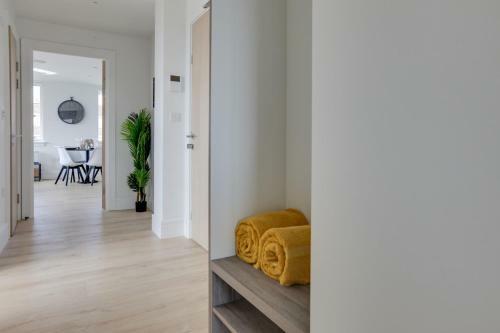 Kings Road Apartments