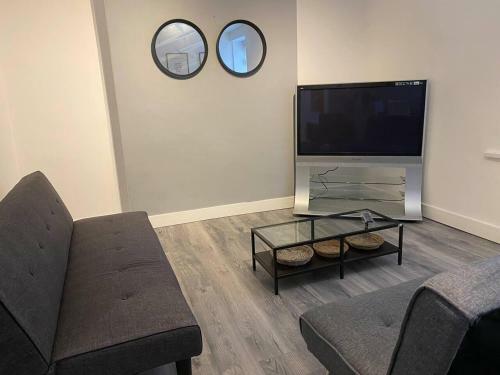 Home From Home 2 Bed Executive Style Apartment