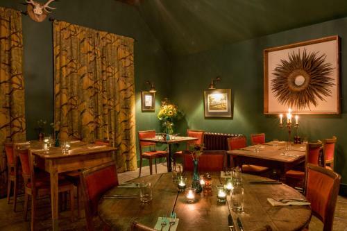 Posada The Brisley Bell