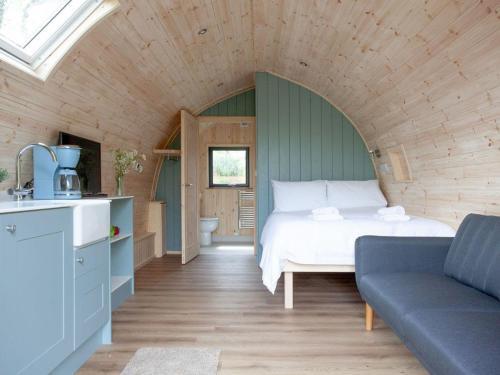 Glamping Pod 1 - Uk32322