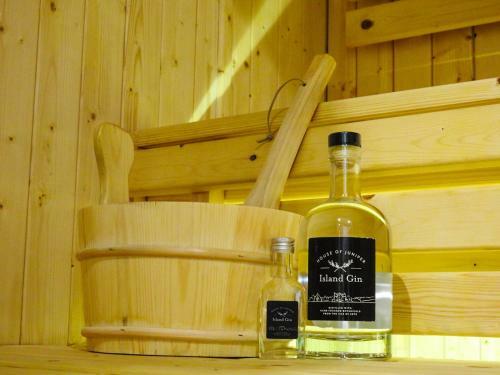The Cabins - House Of Juniper