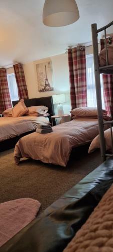 Hostal The Weeton Guesthouse