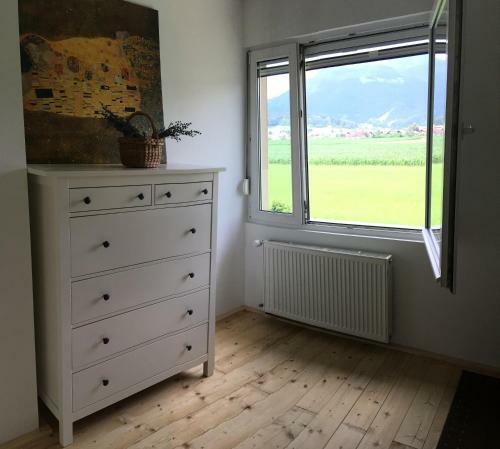 Entire Loft Close To Beautiful Logar Valley