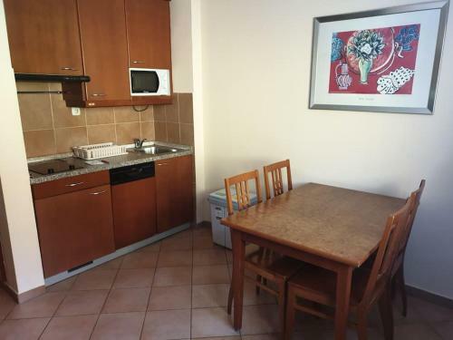 Aparthotel Rosa - Apartma 204
