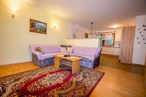Apartment Pr' Kava?