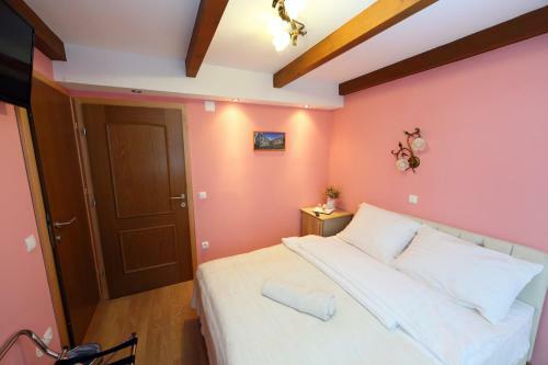 Bed & Breakfast Sobe Grabar