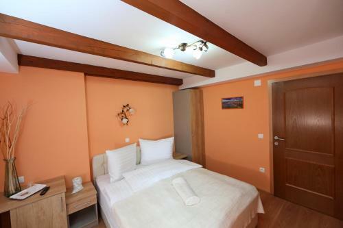 Bed & Breakfast Sobe Grabar