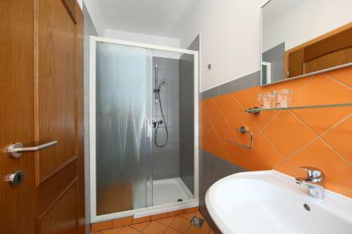 Bed & Breakfast Sobe Grabar