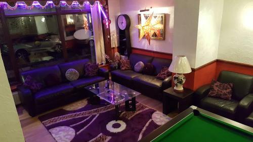 Bukhari Hotel