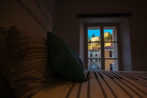Azzurro Apartment
