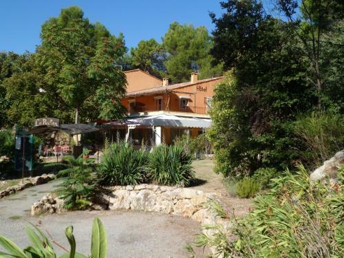 Hotel H�tel Le Rocher