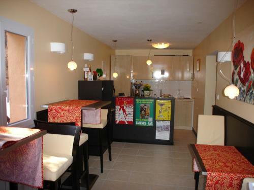 Hotel H�tel Le Rocher