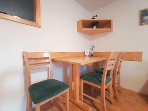Hostal Apartments Prima Z