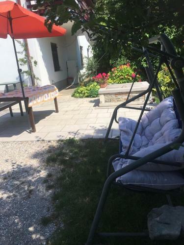 Hostel-sezanalokev B&B