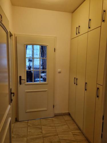 Apartma Vrtnica, Vila Golf