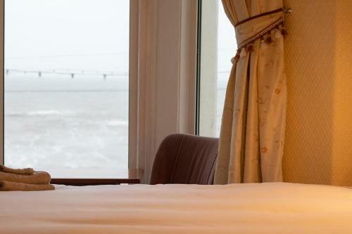 Starlux Hotel