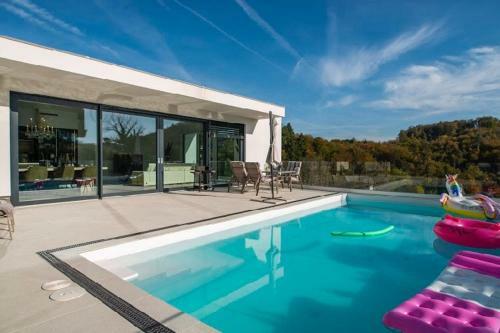Apartamento Villa Crystal