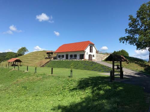 Agroturismo Tourist Farm Artisek
