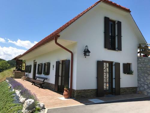 Agroturismo Tourist Farm Artisek