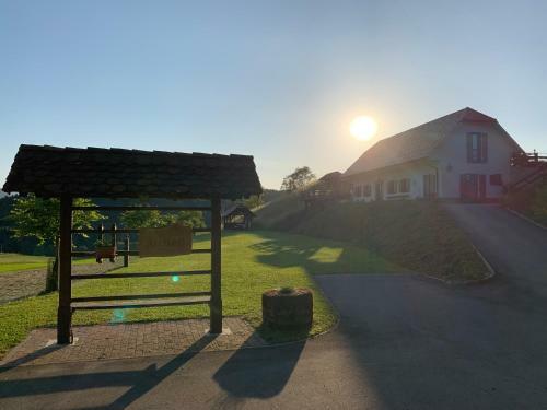 Agroturismo Tourist Farm Artisek