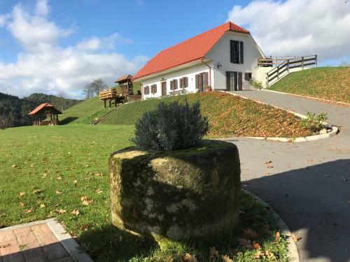 Agroturismo Tourist Farm Artisek
