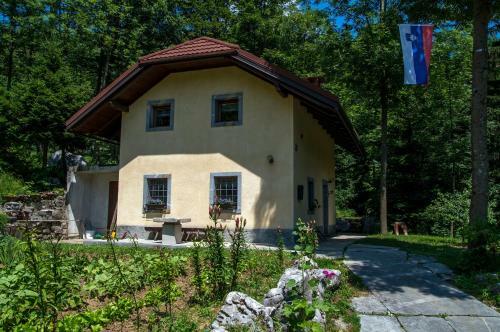 Lodge Holiday House Vodice Na Lazu