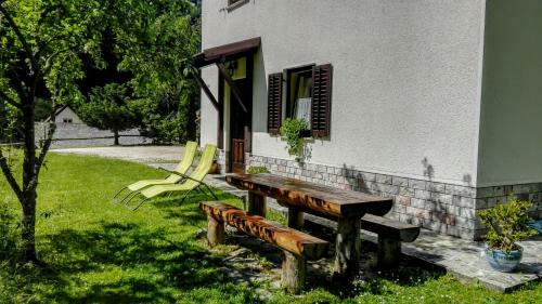 Apartments And Rooms Kravanja