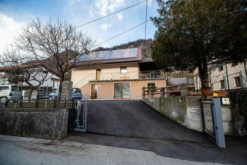 Three Bedroom Apartment With Terrace Ole