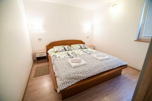 Three Bedroom Apartment With Terrace Ole