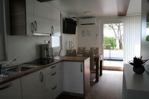 Floating House Marina Royal