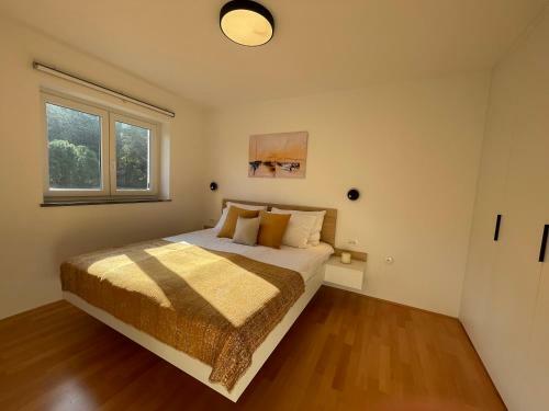 Premium Levant Marina Apartments