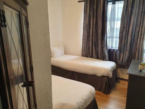 Balkan Hotel