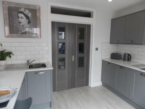 Eden Suite Sasco Apartments