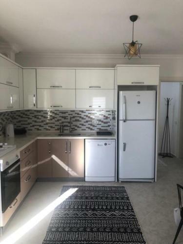 Apartamento Modern - Bah�eli Yazl?k- �zel Giri?li - �zbel de