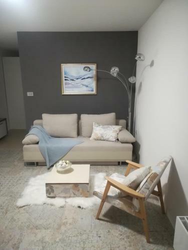 Angel's Nest Apartment