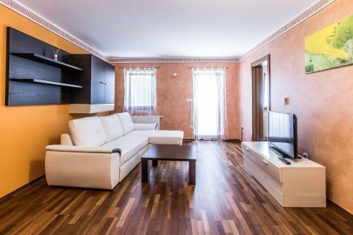 Hostal Apartments Planina Pod Sumikom