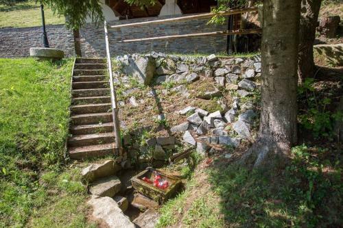 Hostal Apartments Planina Pod Sumikom