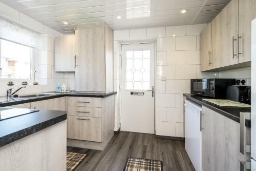 Buttercup Bungalow In Blackpool