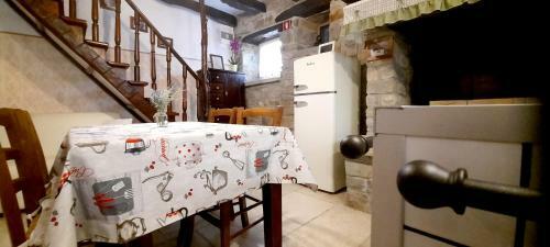 Apartment Guesthouse Nostalgia With Jacuzzi, Solar Shower And Bbq